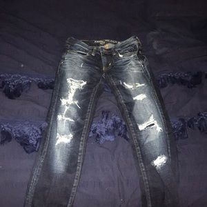 american eagle ripped skinny jeans